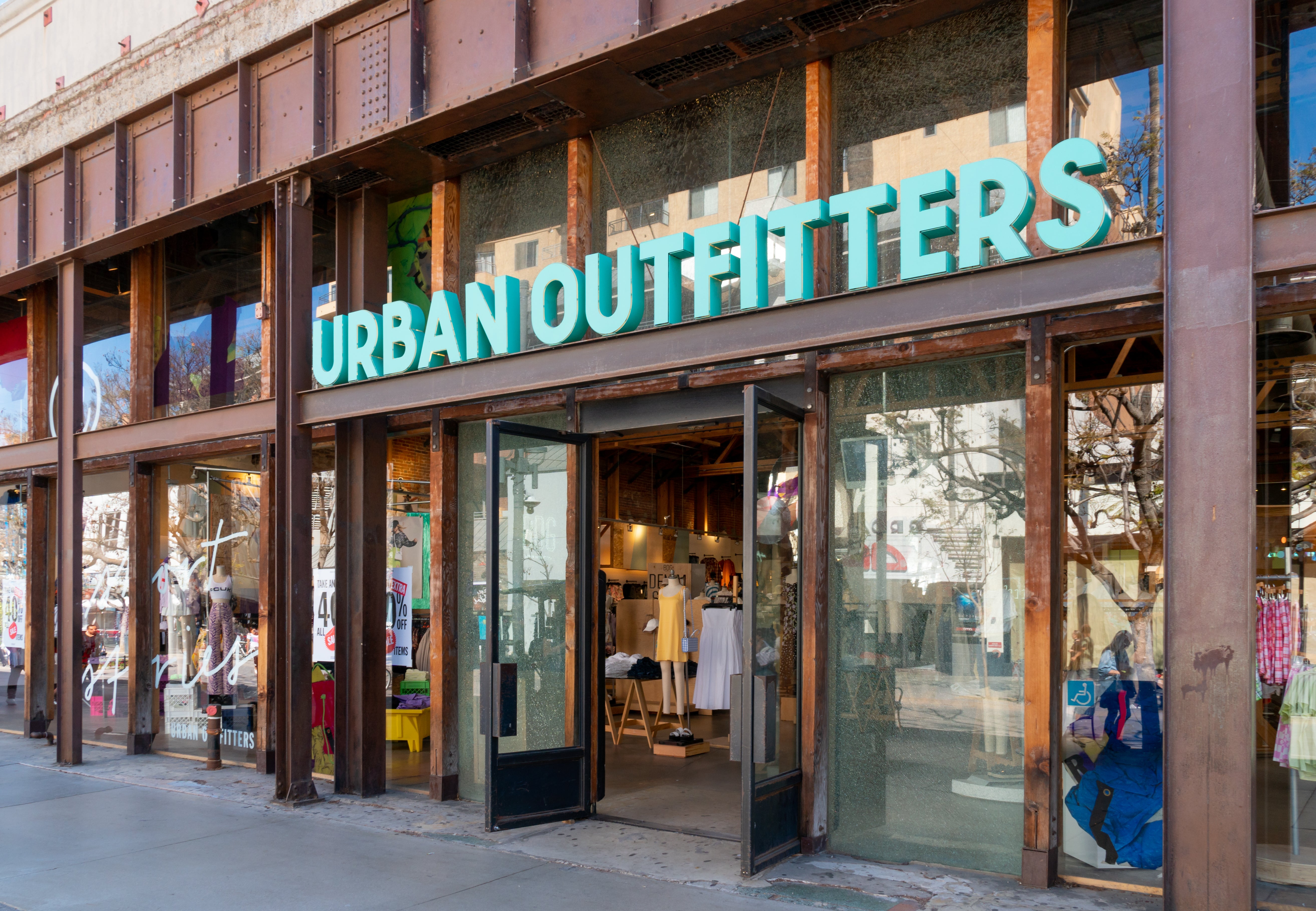 Nutcare and Urban Outfitters Collab – nutcare USA